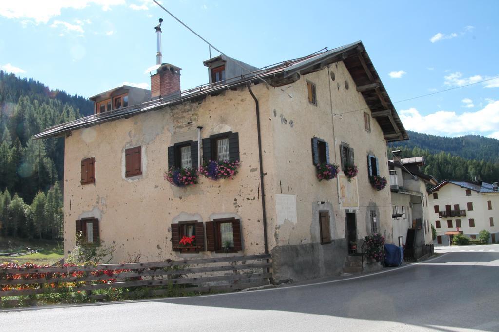 Dolomites Holidays セルヴァ・ディ・カドーレ 部屋 写真